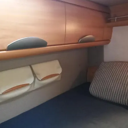 Hymer Campervan * リスボン